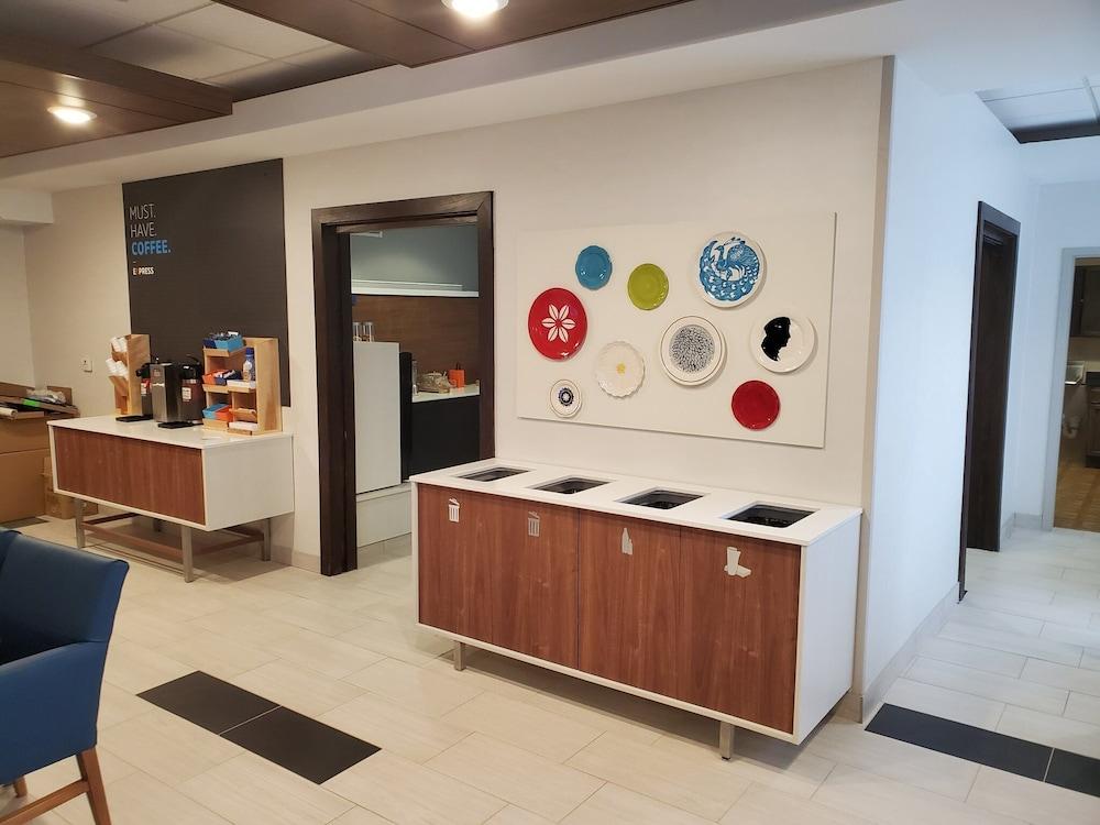 Junction City Inn & Suites Zewnętrze zdjęcie