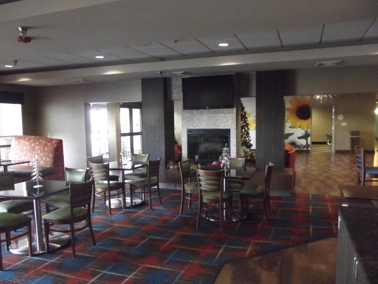 Junction City Inn & Suites Zewnętrze zdjęcie