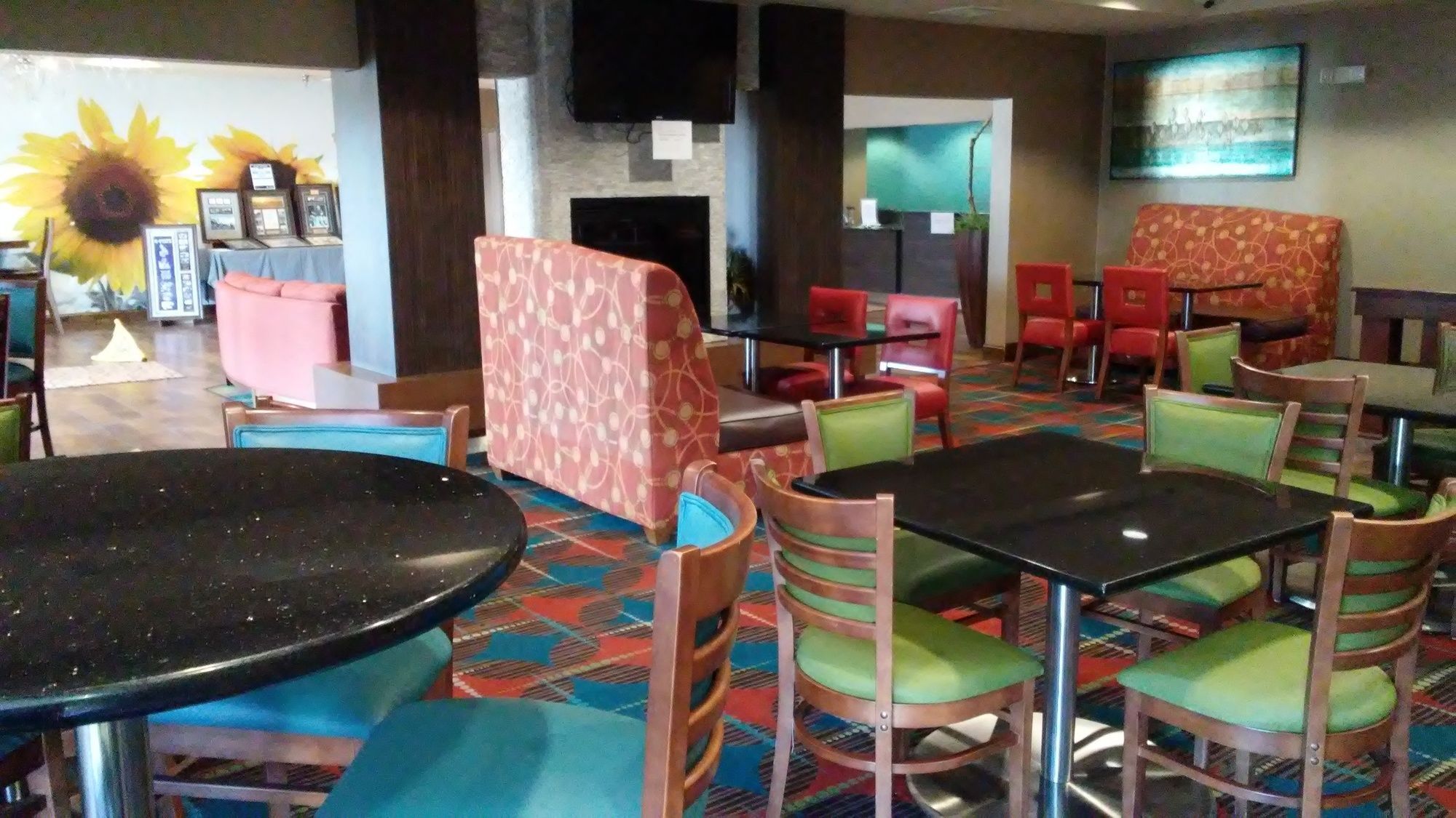 Junction City Inn & Suites Zewnętrze zdjęcie