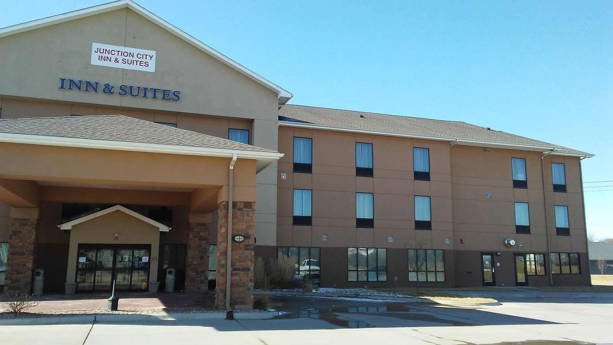 Junction City Inn & Suites Zewnętrze zdjęcie